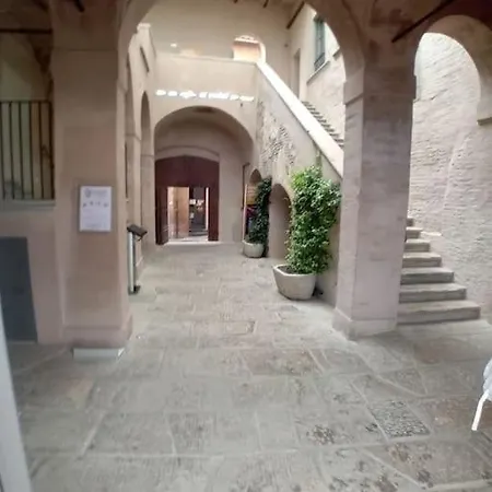 Casa Torre Borgo Dei Borghi *