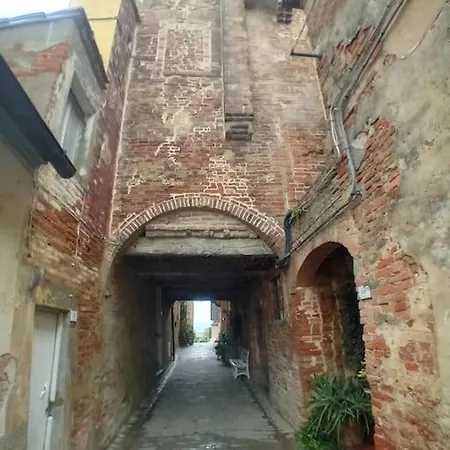 Casa Torre Borgo Dei Borghi
