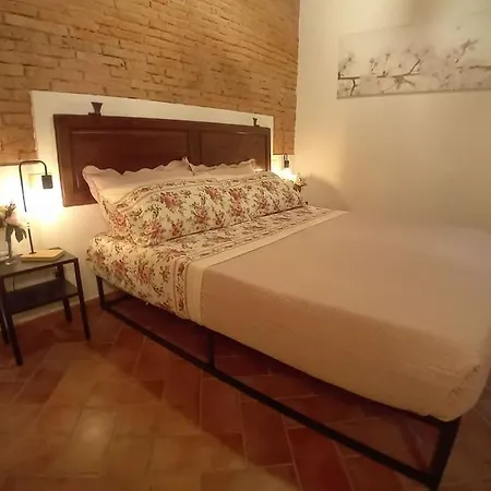 Casa Torre Borgo Dei Borghi *