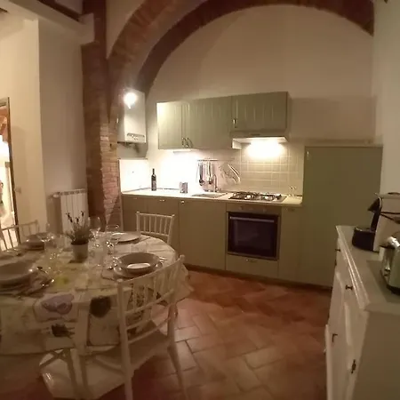 Casa Torre Borgo Dei Borghi Apartment *